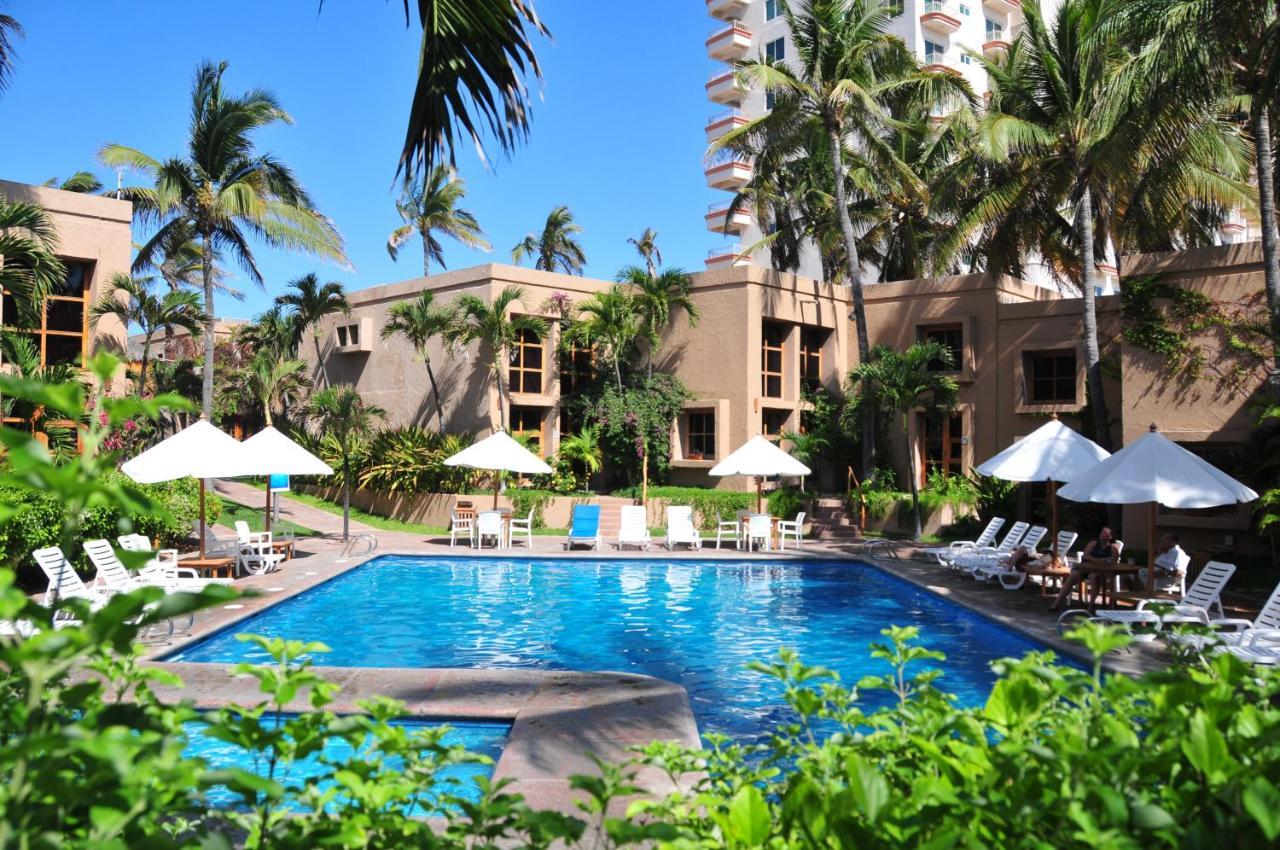 Villas El Rancho Green Resort マサトラン エクステリア 写真